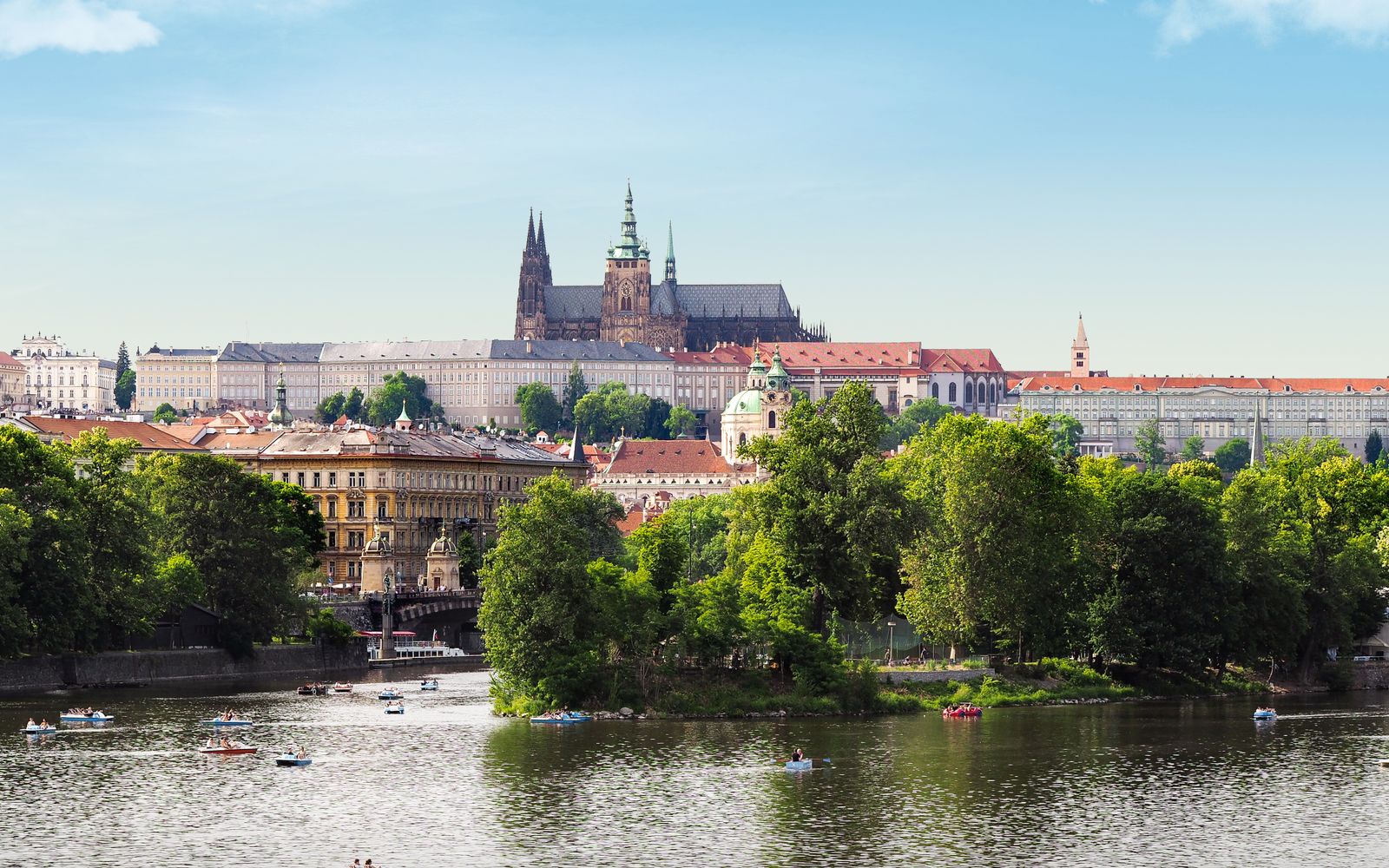 One Summer Day in Prague: A Walk, a Cruise and Time to Explore