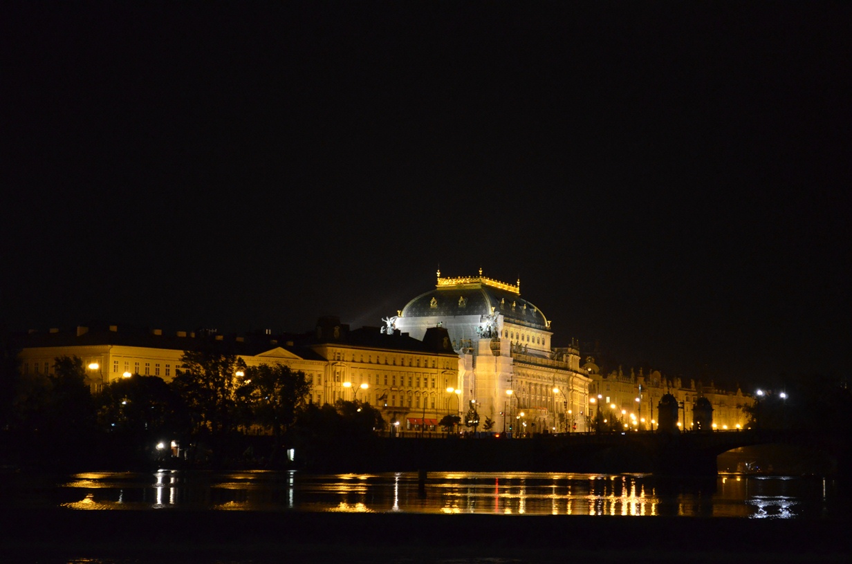 2-Hours Evening Boat Trip with dinner
